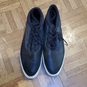 Aldo Mens Size 11 shoe